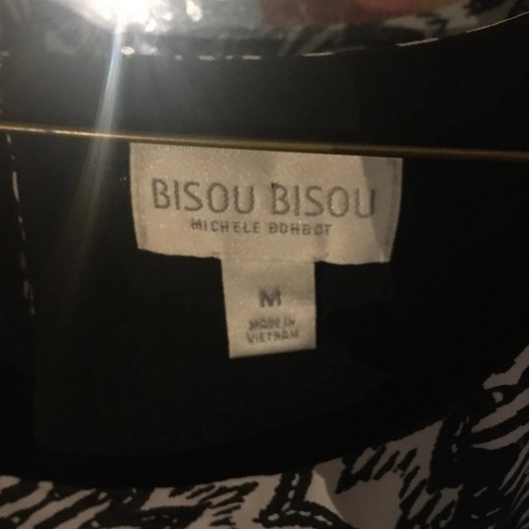 Black and white zig zag blouse - Picture 2 of 3